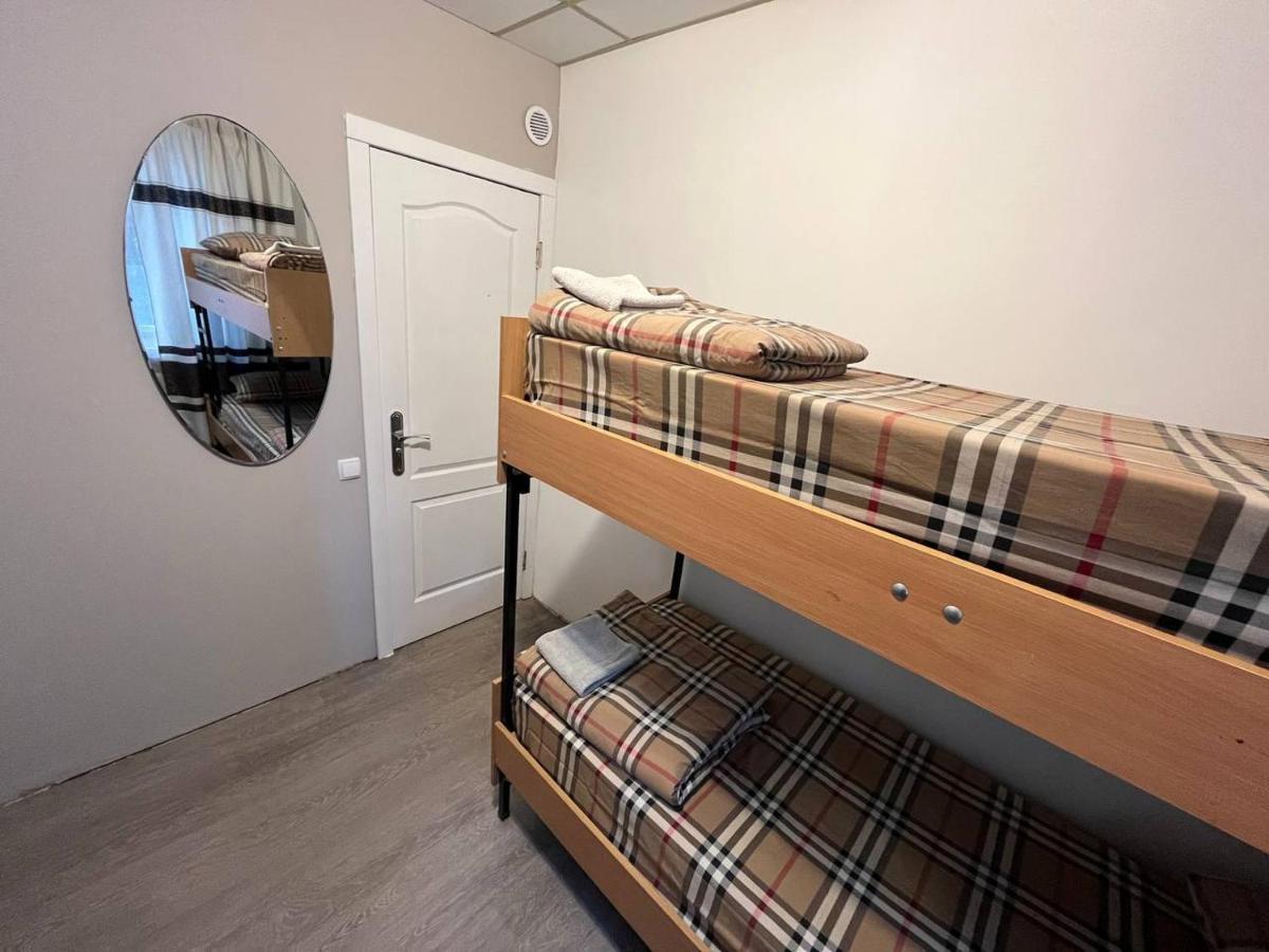 Fox Hostel キエフ エクステリア 写真