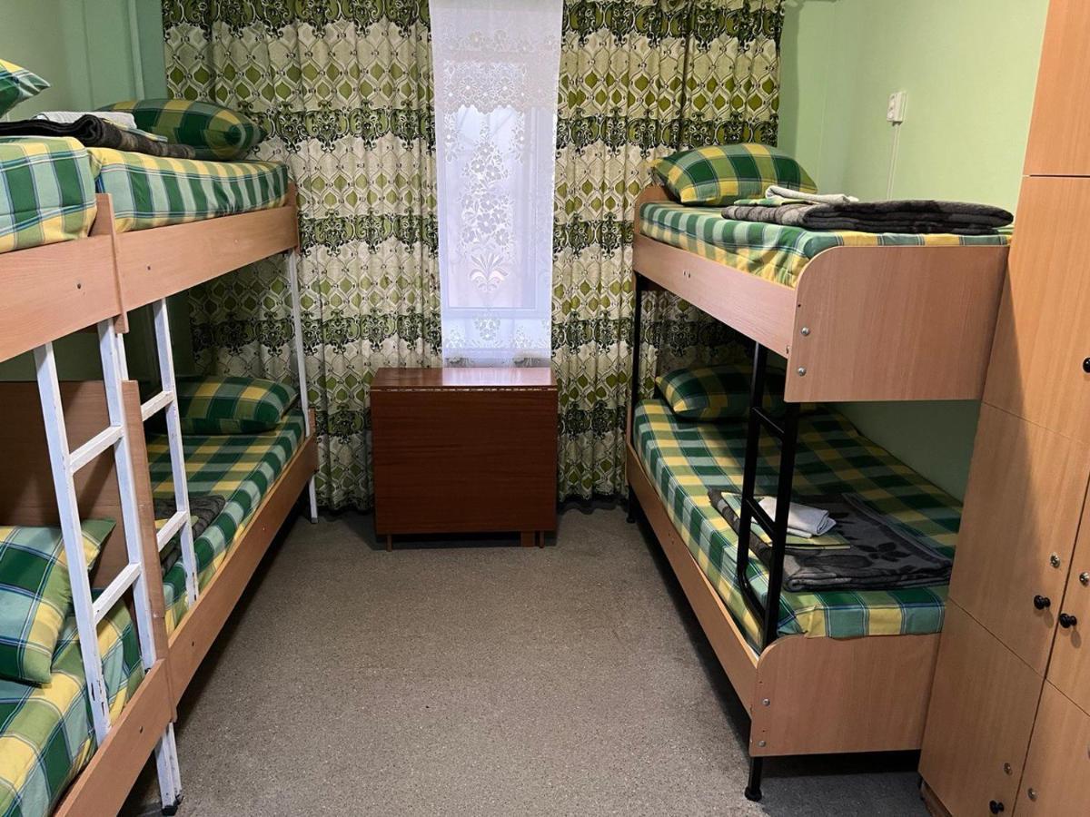 Fox Hostel キエフ エクステリア 写真